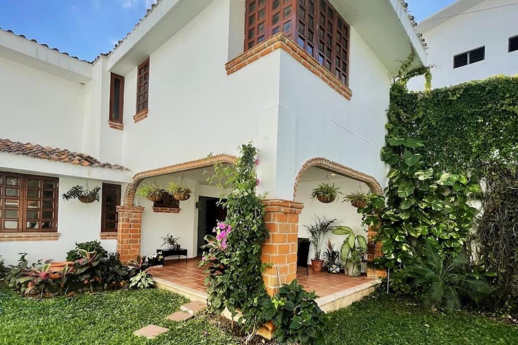 Beautiful Jungle House On A Strategic Location Villa Cancun Bagian luar foto